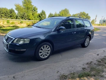 Авто Volkswagen Passat Variant 2006 № 7941025