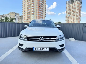 Авто Volkswagen Tiguan 2020 № 7941073