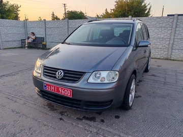 Авто Volkswagen Touran 2005 № 7941127
