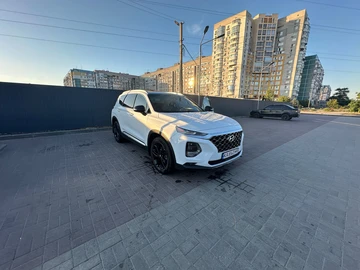 Авто Hyundai Santa Fe 2019 № 7941313