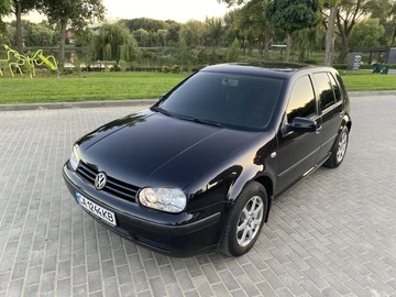 Авто Volkswagen Golf 2001 № 7941377
