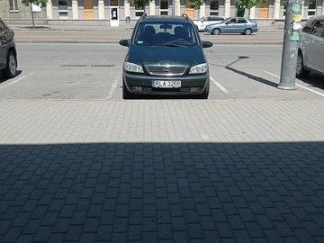 Авто Opel Zafira 2002 № 7941566