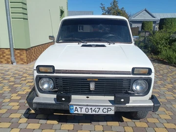 Авто ВАЗ 2121 1988 № 7941610