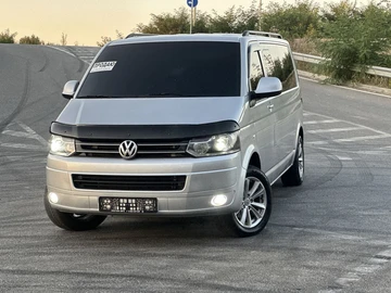 Авто Volkswagen Transporter 2012 № 7941760