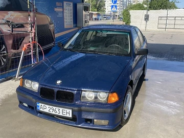 Авто BMW 3 Серия 1992 № 7941763
