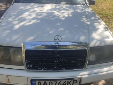Авто Mercedes 260 1986 № 7941818