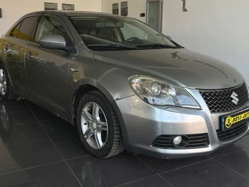Авто Suzuki Kizashi 2010 № 7941822