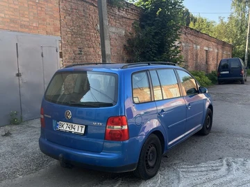 Авто Volkswagen Touran 2003 № 7942042