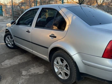 Авто Volkswagen Bora 2003 № 7942125