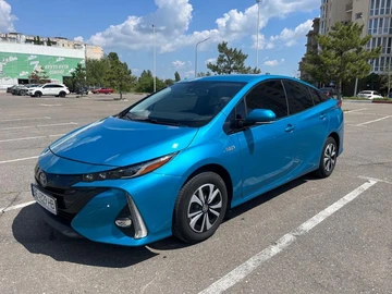 Авто Toyota Prius 2017 № 7942129