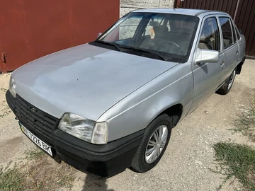 Авто Opel Kadett 1986 № 7942634