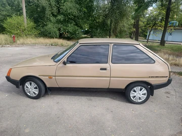 Авто ЗАЗ 1102 1993 № 7942874