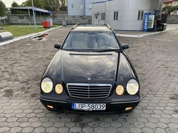 Авто Mercedes E Серия 2000 № 7942904