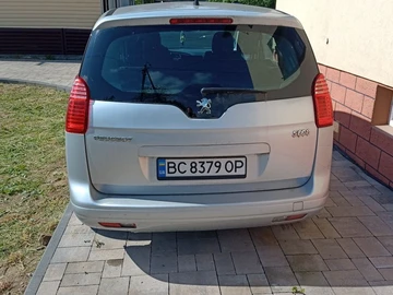 Авто Peugeot 5008 2010 № 7942909