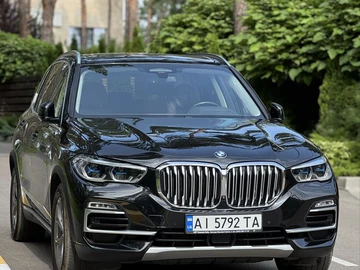 Авто BMW X5 2021 № 7942916
