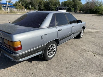 Авто Audi 100 1983 № 7942943