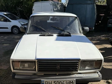 Авто ВАЗ 2107 1985 № 7943015