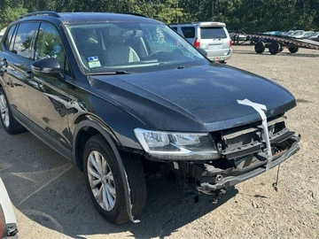 Авто Volkswagen Tiguan 2018 № 7943017