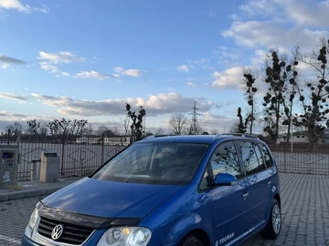 Авто Volkswagen Touran 2004 № 7943065