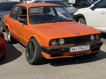 Авто BMW 3 Серия 1987 № 7943070