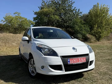 Авто Renault Grand Scenic 2010 № 7943072