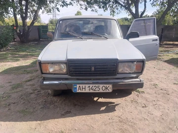 Авто ВАЗ 2107 1985 № 7943090