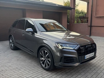 Авто Audi Q7 2020 № 7943255