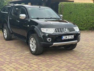 Авто Mitsubishi L 200 2010 № 7943687