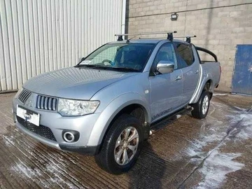 Авто Mitsubishi L 200 2010 № 7943720