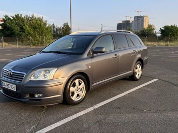 Авто Toyota Avensis 2004 № 7943760
