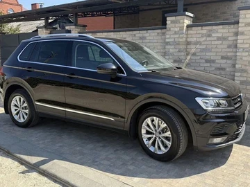 Авто Volkswagen Tiguan 2018 № 7943831