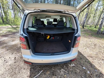 Авто Volkswagen Touran 2008 № 7943923