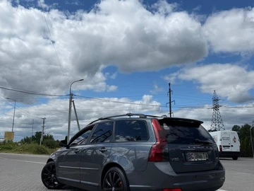 Авто Volvo V50 2008 № 7943932