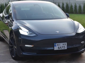 Авто Tesla Model 3 2018 № 7943940