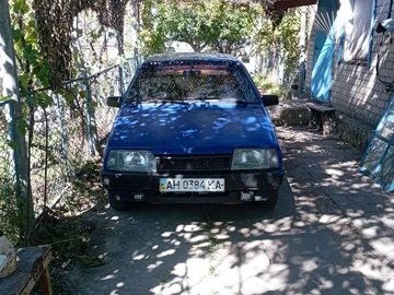 Авто ВАЗ 2109 1992 № 7943941