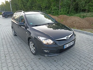 Авто Hyundai I30 2010 № 7943948