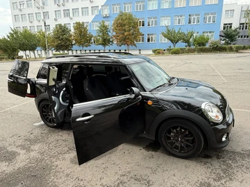 Авто MINI Clubman 2012 № 7943972