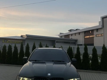 Авто BMW X5 2004 № 7944001