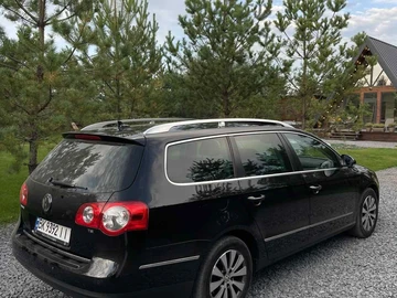 Авто Volkswagen Passat Variant 2009 № 7944027