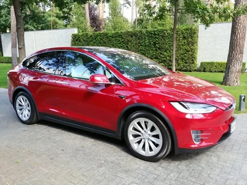 Авто Tesla Model X 2018 № 7944114