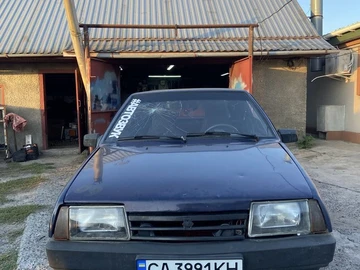 Авто ВАЗ 2109 1988 № 7944164