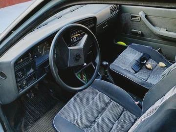 Авто Opel Ascona 1987 № 7944201