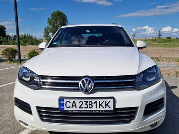 Авто Volkswagen Touareg 2013 № 7944568
