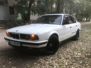 Авто BMW 5 Серия 1990 № 7944641