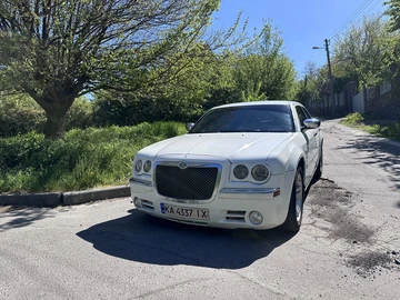 Авто Chrysler 300C 2005 № 7944762