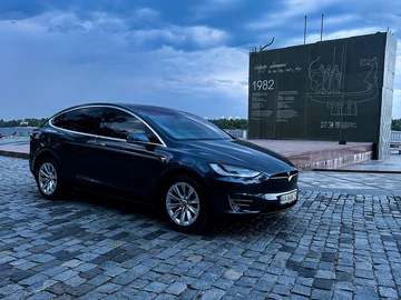 Авто Tesla Model X 2017 № 7944767