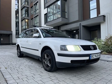 Авто Volkswagen Passat Variant 1999 № 7944979