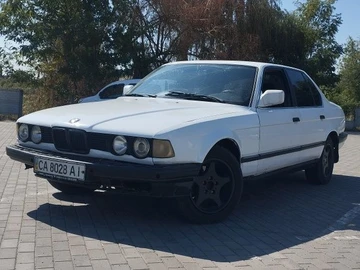 Авто BMW 7 Серия 1987 № 7945058