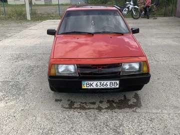 Авто ВАЗ 2109 1992 № 7945072
