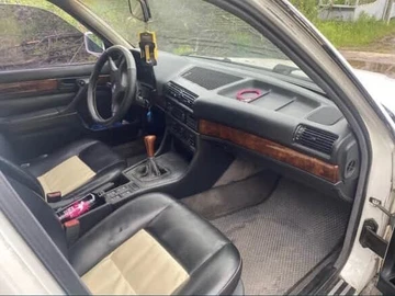 Авто BMW 7 Серия 1990 № 7945164
